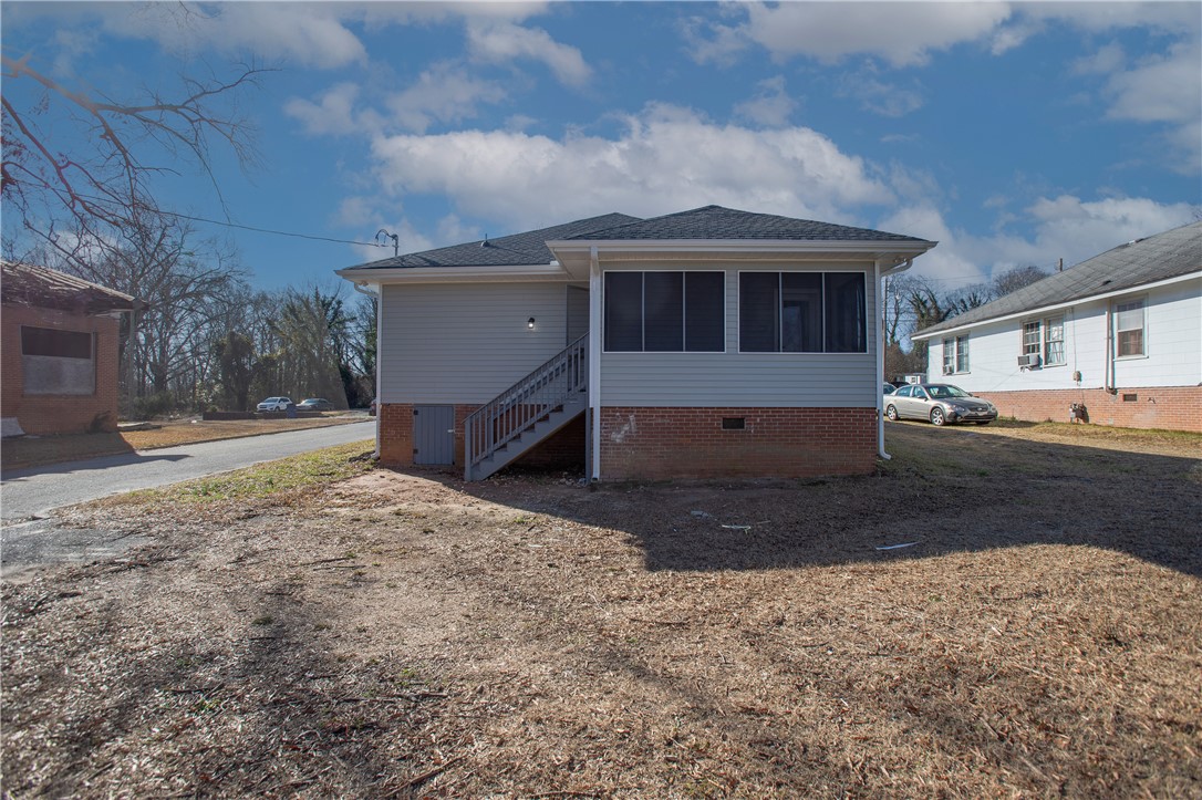 929 East Whitner Street Anderson, SC 29624 - Photo 31 of 34