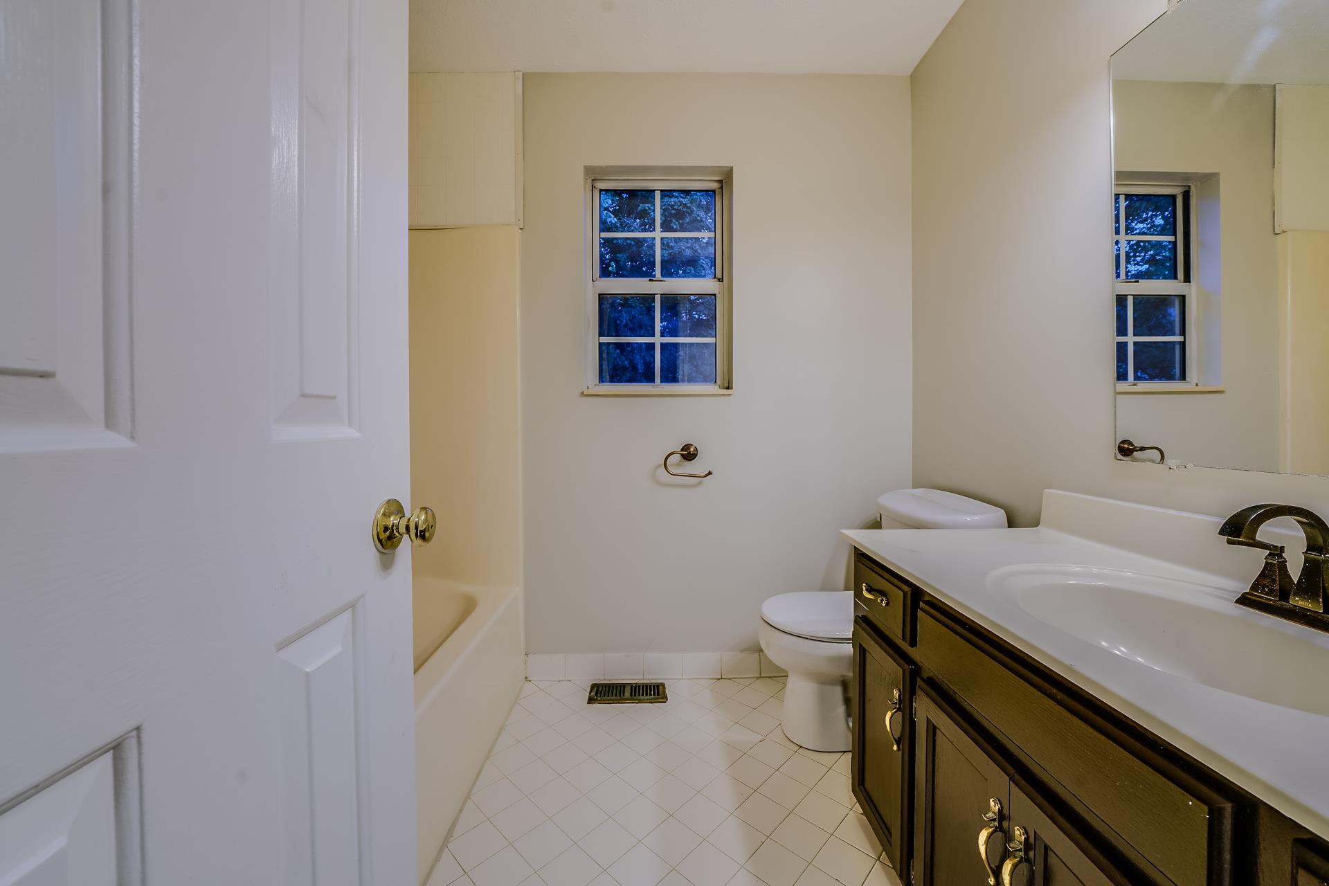 1429 Hunters Branch Road Antioch, TN 37013 - Photo 17 of 20 Gallery Image 17