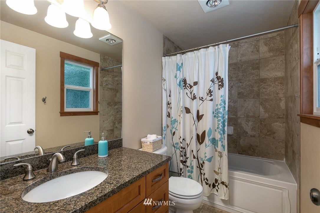 4125 Southeast 4th Place Renton, WA 98059 - Photo 14 of 23