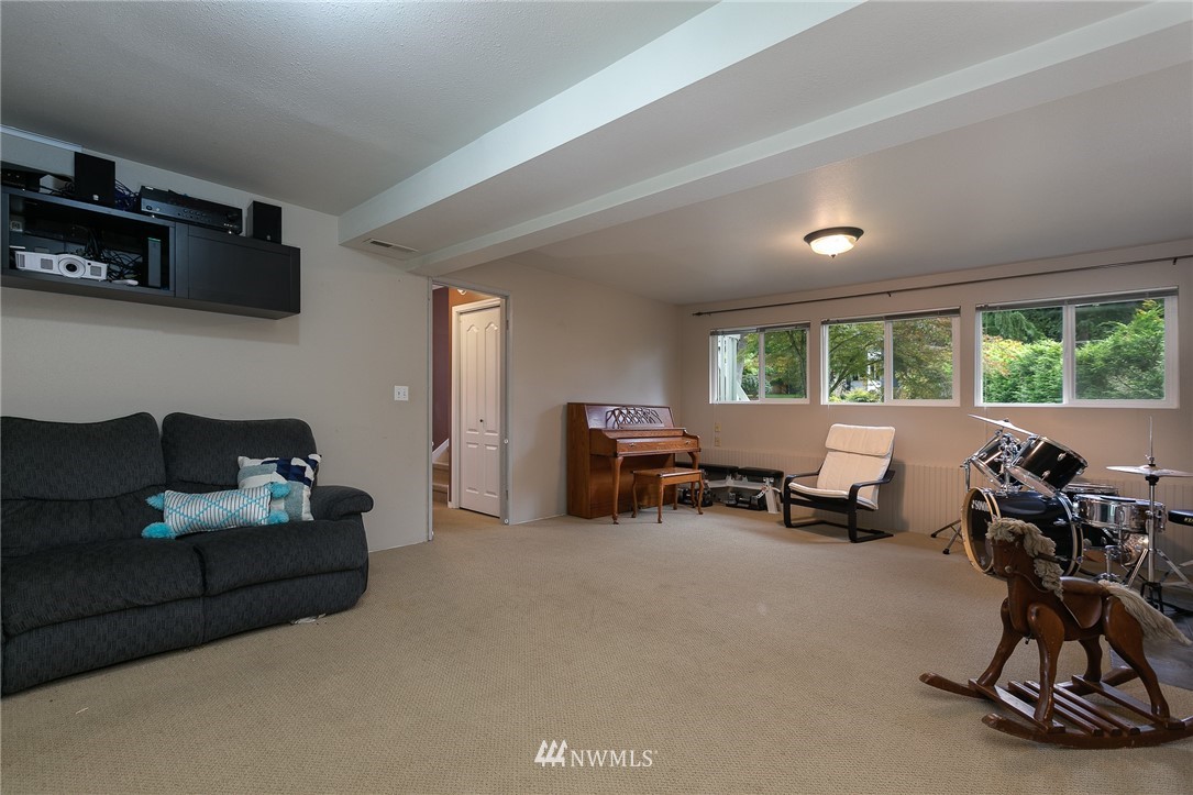 4125 Southeast 4th Place Renton, WA 98059 - Photo 18 of 23