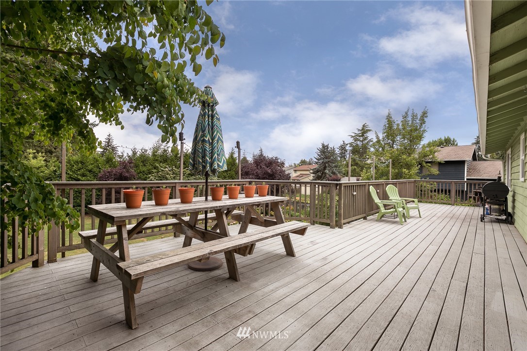 4125 Southeast 4th Place Renton, WA 98059 - Photo 4 of 23