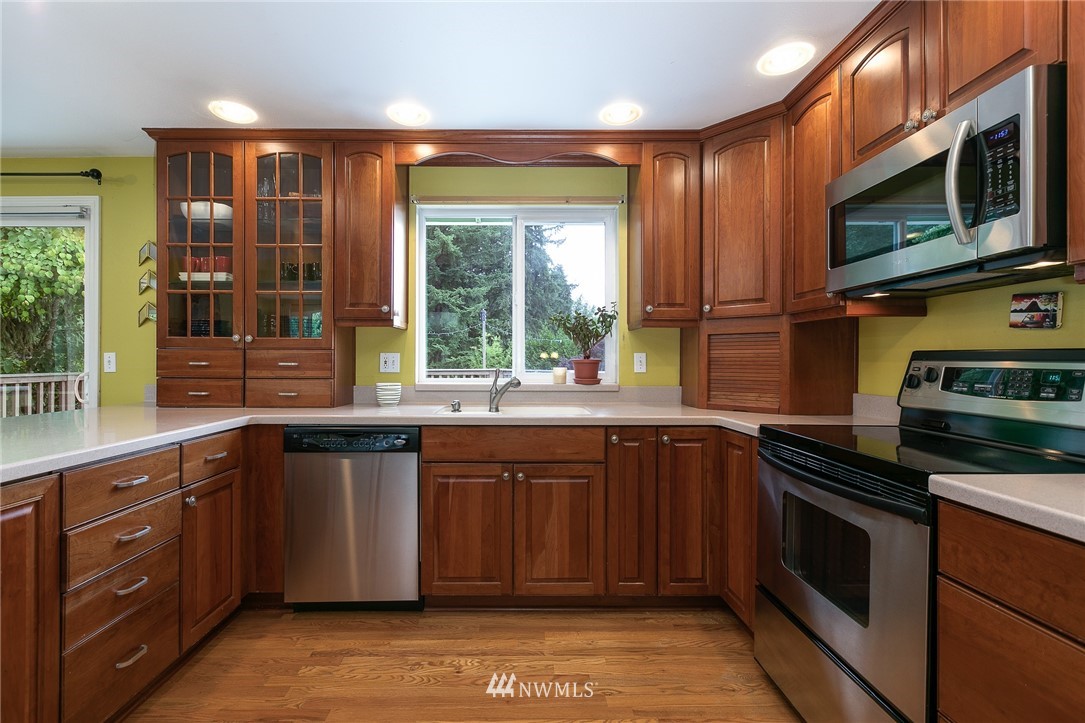 4125 Southeast 4th Place Renton, WA 98059 - Photo 10 of 23