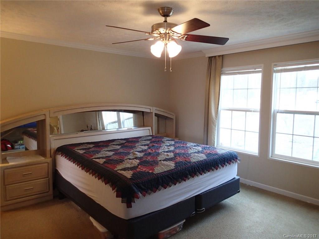 1934 Fox Mountain Road Columbus, NC 28722 - Photo 11 of 18 Gallery Image 11