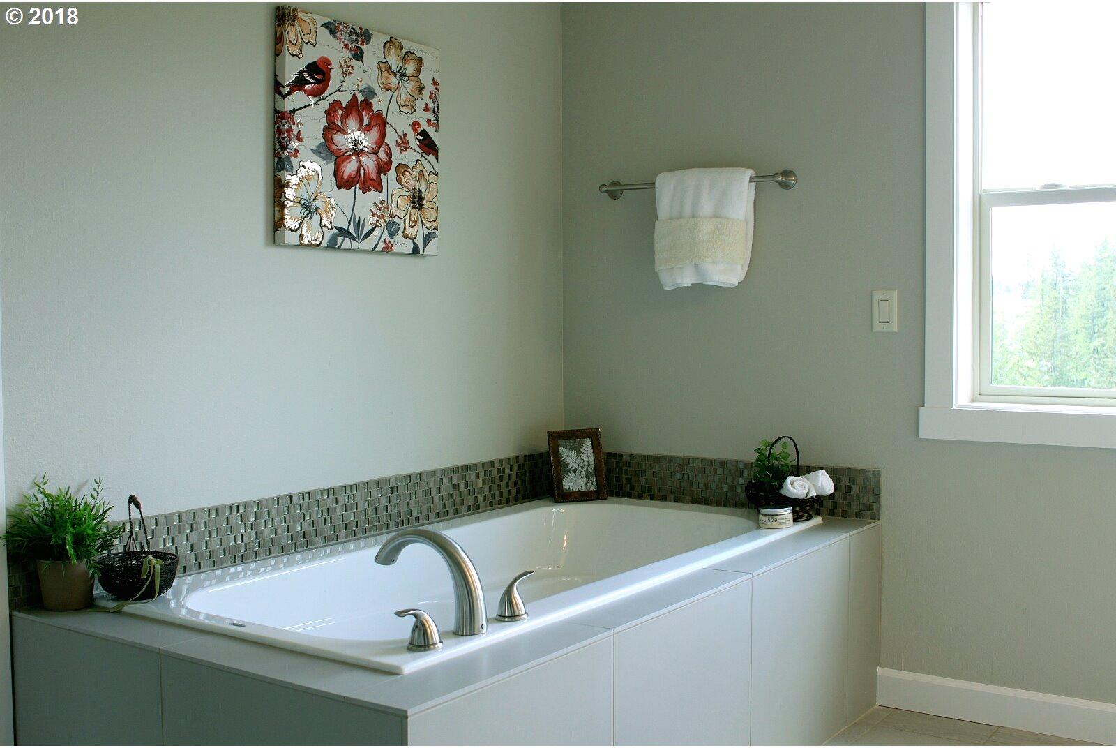 3400 North 10th Street Ridgefield, WA 98642 - Photo 13 of 18 Gallery Image 13