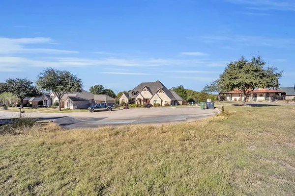 $1,399,000 | 2000 Stone Canyon Court, Arlington, TX 76012