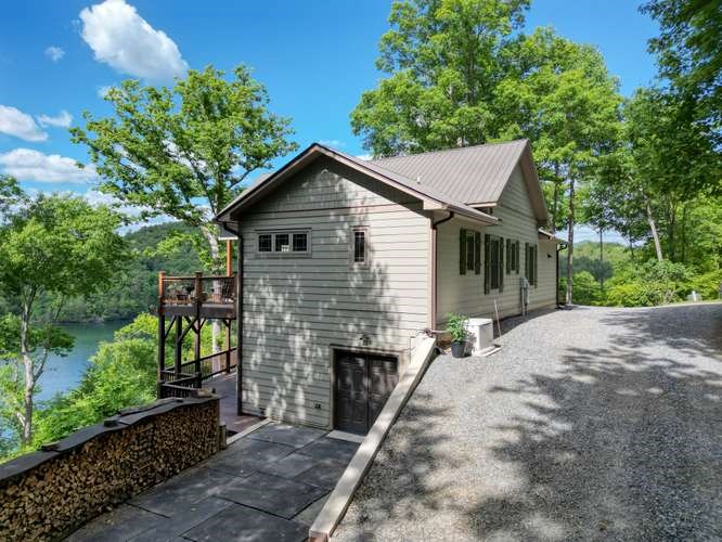 508 Wilderness Lk Circle Murphy, NC 28906 - Photo 7 of 64