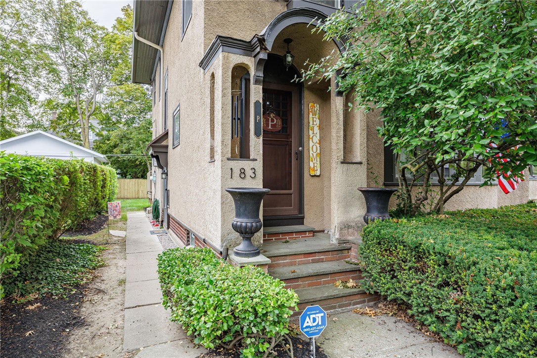 183 Corwin Road Rochester, NY 14610 - Photo 4 of 43