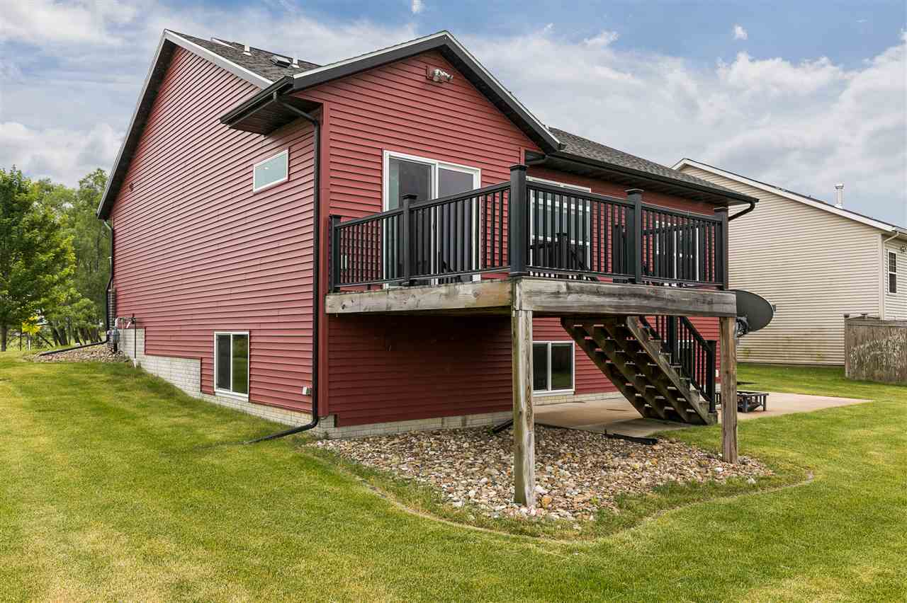 3114 Falcon View Road Southwest Cedar Rapids, IA 52404 - Photo 23 of 25 Gallery Image 23