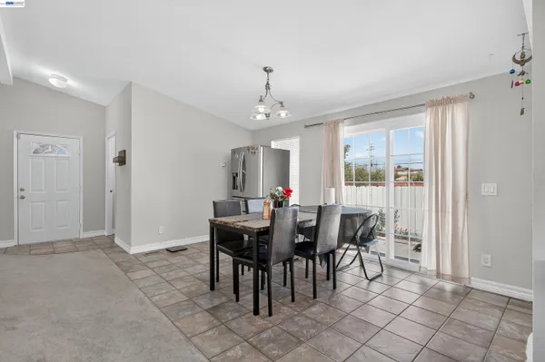 $674,900 | 628 South 17th Street, Richmond, CA 94804