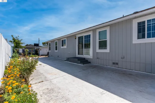 $674,900 | 628 South 17th Street, Richmond, CA 94804