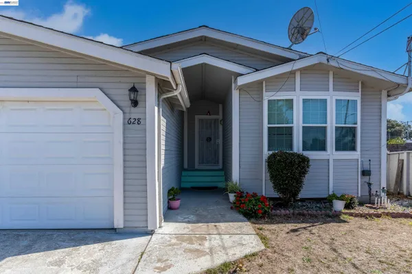 $674,900 | 628 South 17th Street, Richmond, CA 94804