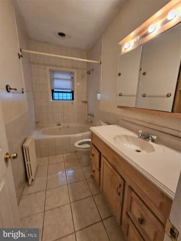 $2,975 | 1920 11th Street Northwest, Unit 1, Washington, DC 20001