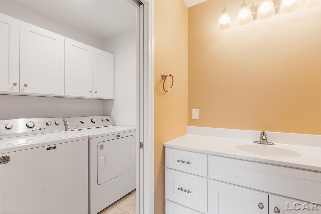 1194 Ridge Lane Tecumseh, MI 49286 - Photo 25 of 35 50100385-24.JPG