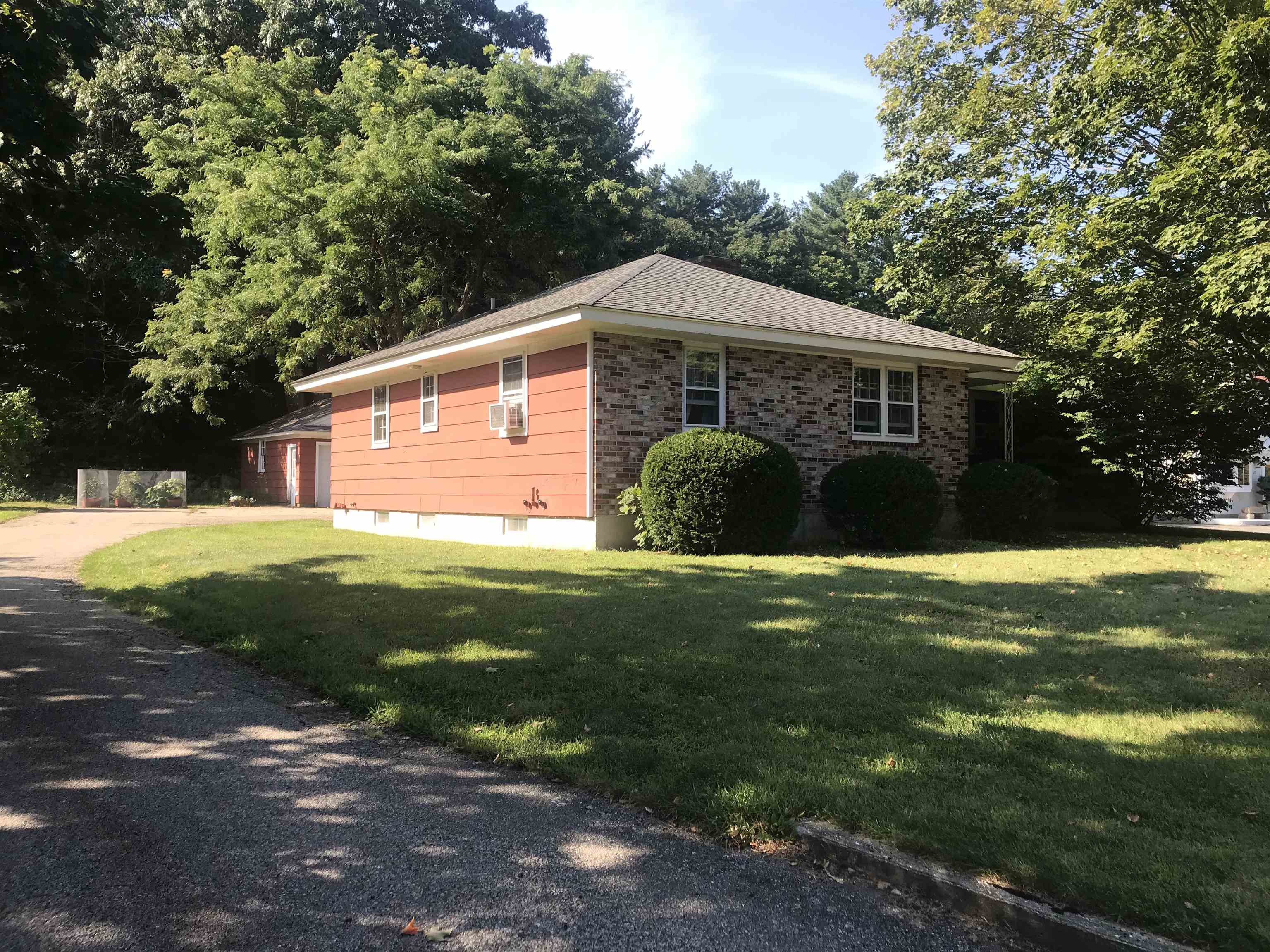 665-667 Wallis Road Rye, NH 03870 - Photo 1 of 22