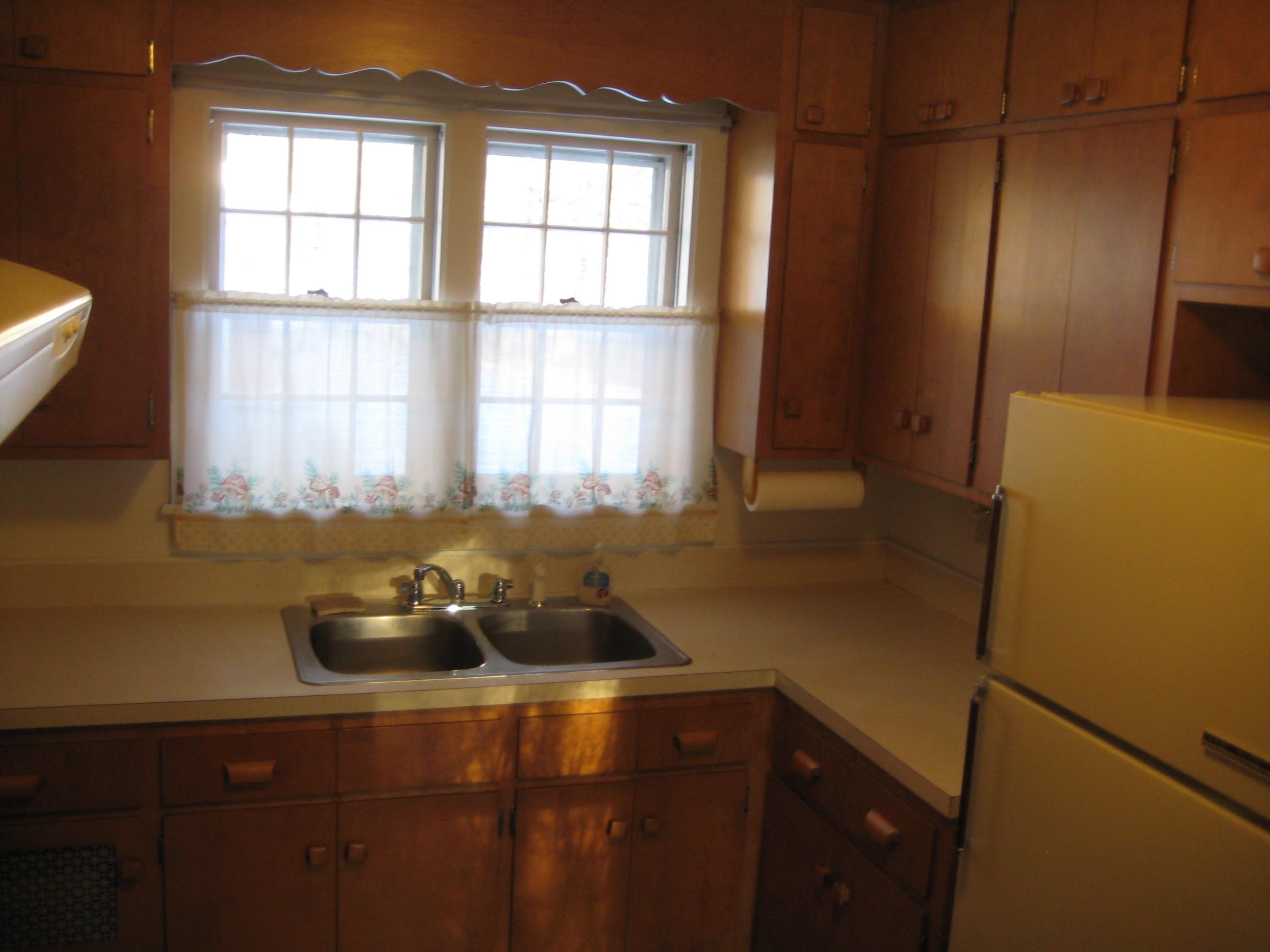 665-667 Wallis Road Rye, NH 03870 - Photo 9 of 22