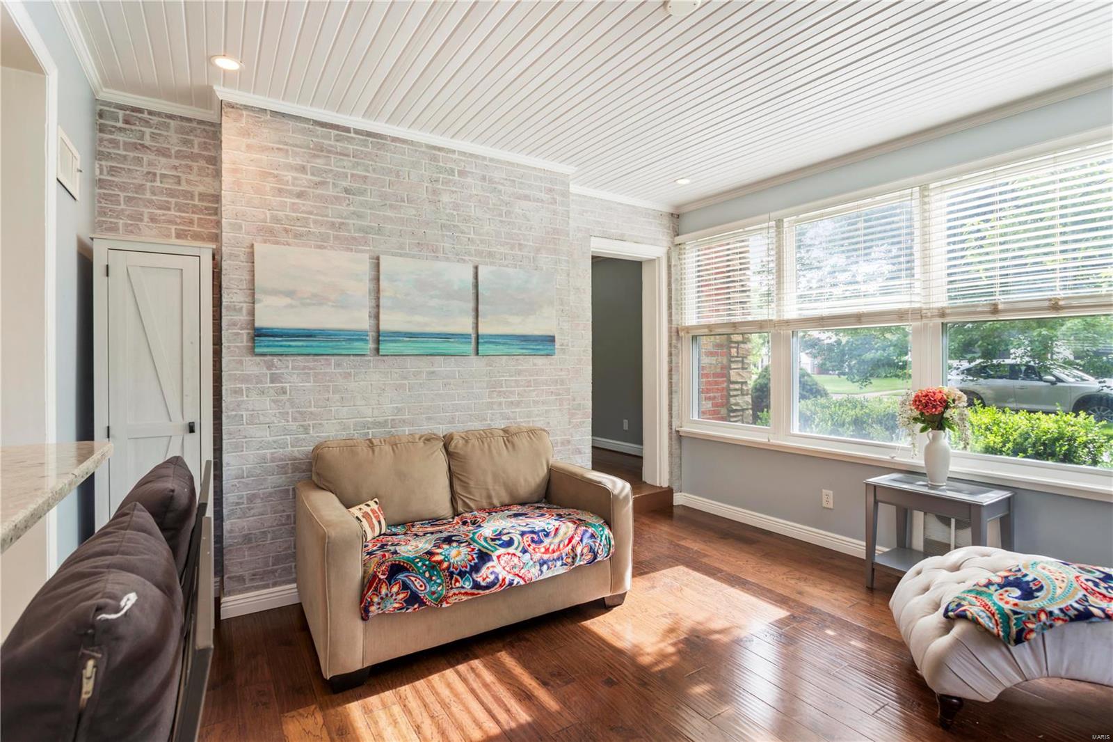 514 Gabriel Drive Kirkwood, MO 63122 - Photo 15 of 47