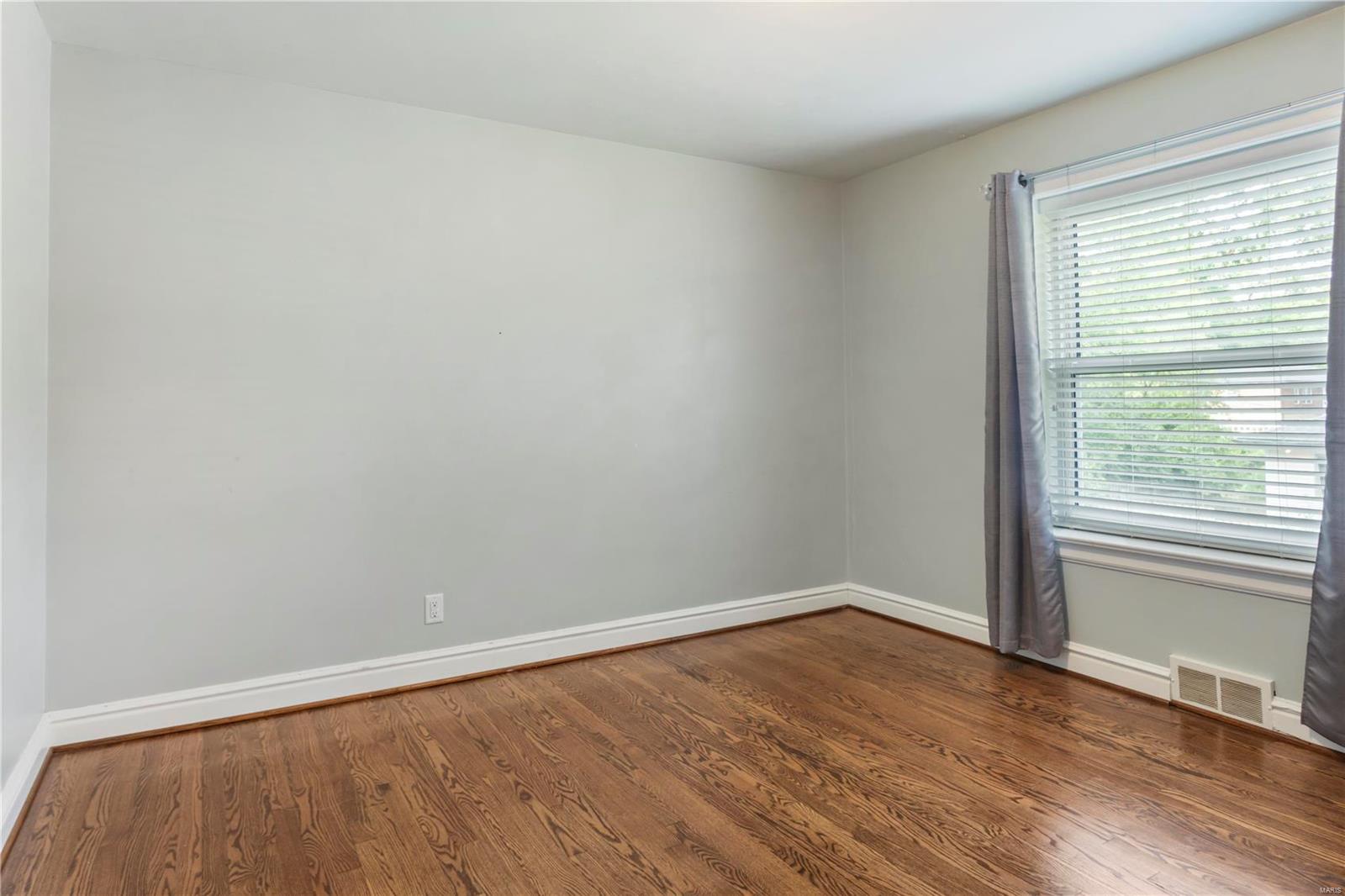 514 Gabriel Drive Kirkwood, MO 63122 - Photo 27 of 47