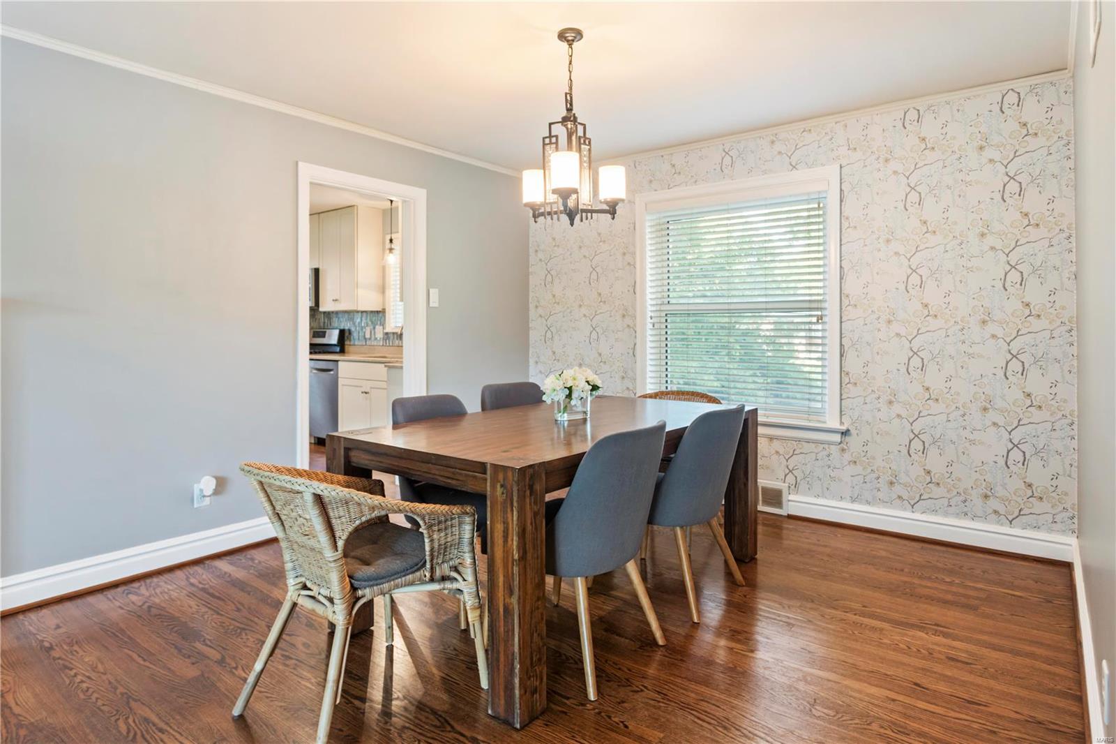 514 Gabriel Drive Kirkwood, MO 63122 - Photo 10 of 47