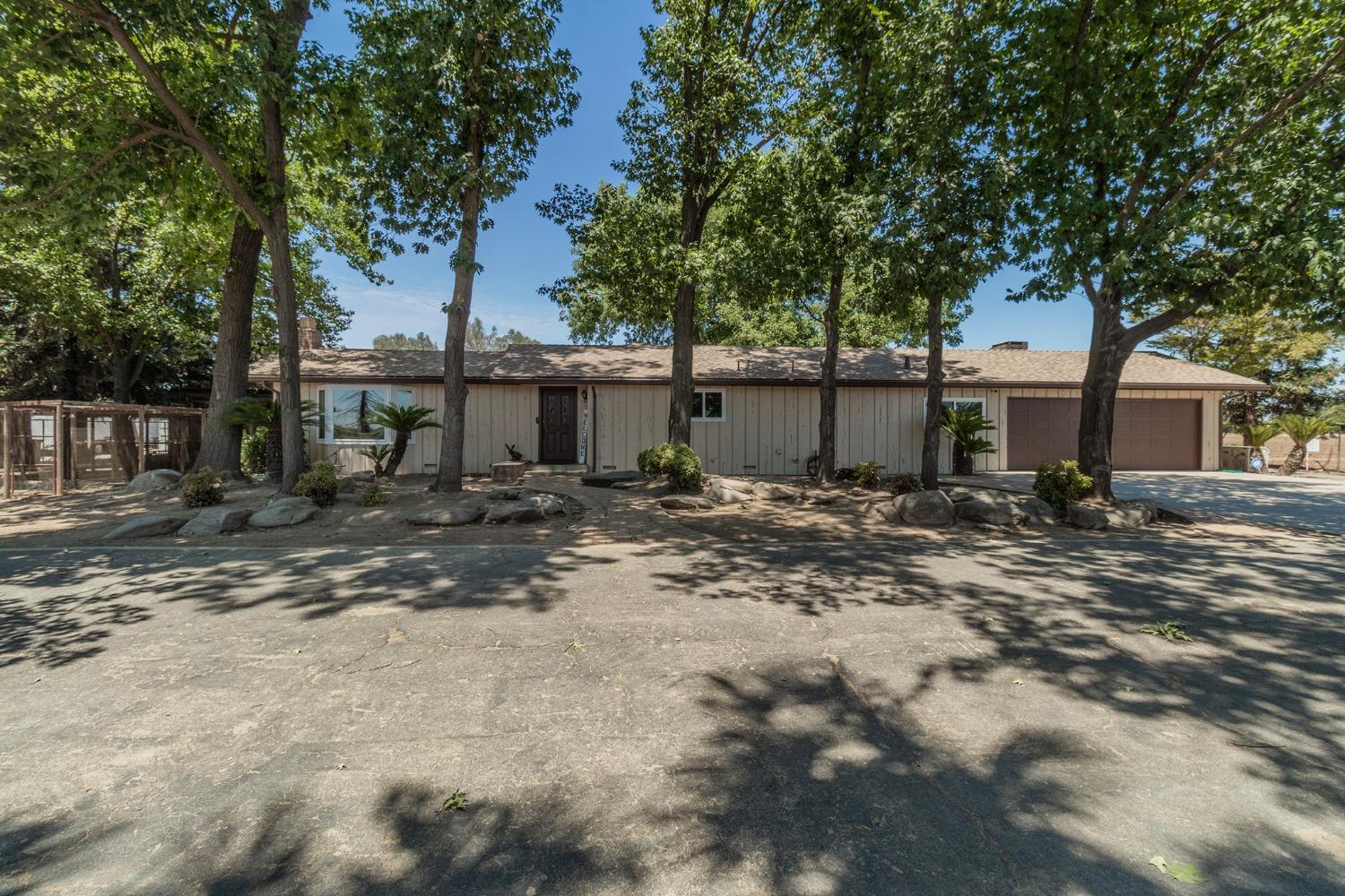 18852 East Adams Avenue Reedley, CA 93654 - Photo 1 of 60 Gallery Image 1
