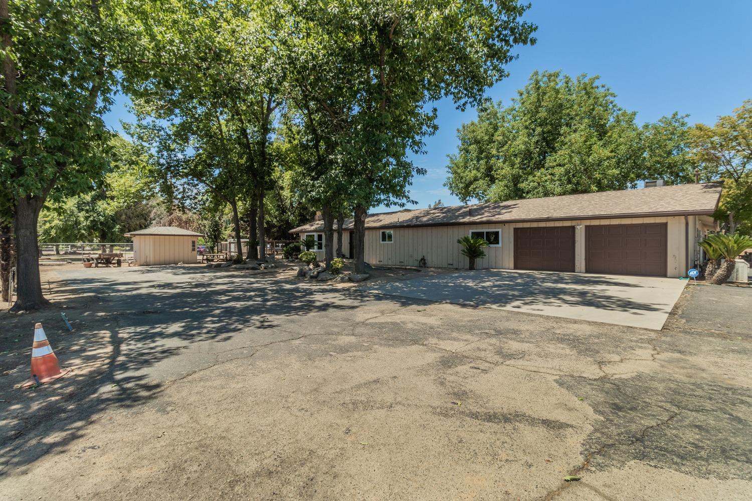 18852 East Adams Avenue Reedley, CA 93654 - Photo 39 of 60 Gallery Image 39