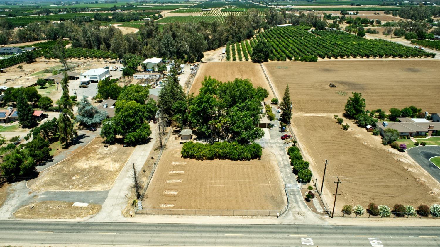 18852 East Adams Avenue Reedley, CA 93654 - Photo 50 of 60 Gallery Image 50
