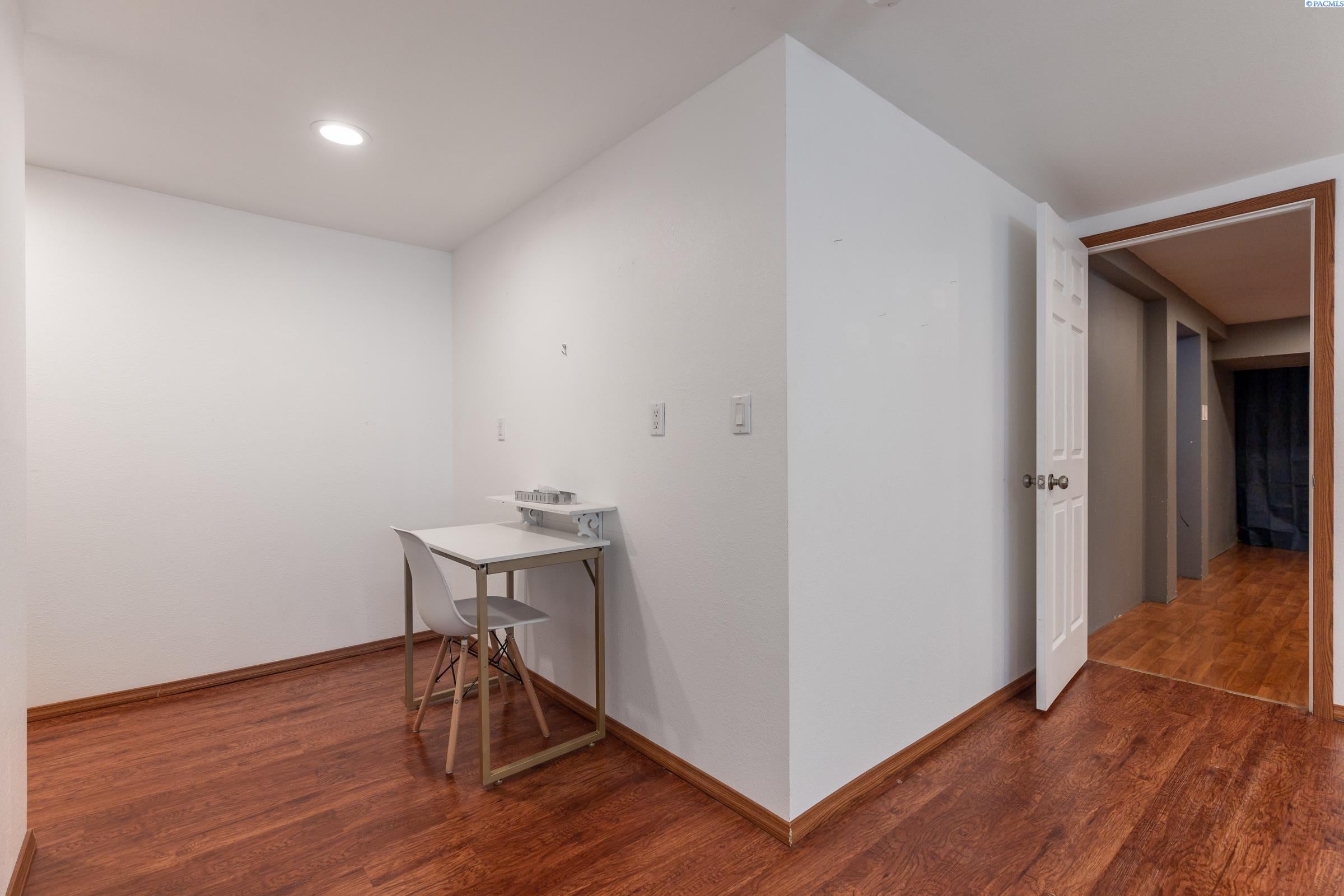 1310 Scoon Road Sunnyside, WA 98944 - Photo 28 of 43 Gallery Image 28