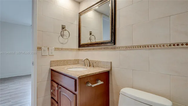 $330,000 | 10155 Northwest 9th St Circle, Unit 4401, Miami, FL 33172