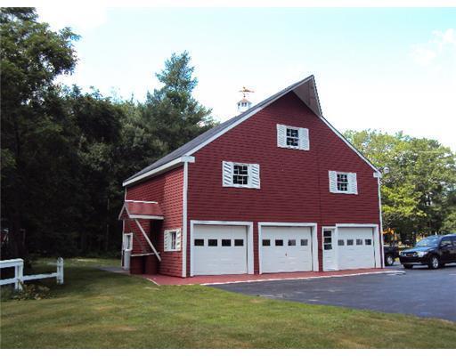 88 Bucksport Road Ellsworth, ME 04605 - Photo 3 of 25 Parking Lot/Garage.