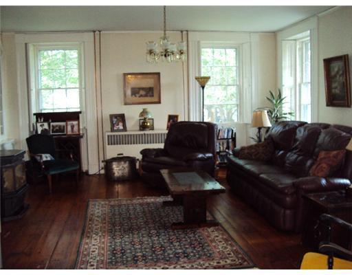 88 Bucksport Road Ellsworth, ME 04605 - Photo 10 of 25 Living Room.