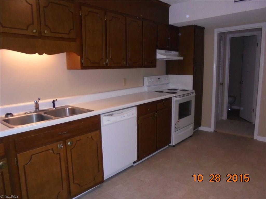 201 Northpoint Avenue, Unit E High Point, NC 27262 - Photo 7 of 16 Gallery Image 7