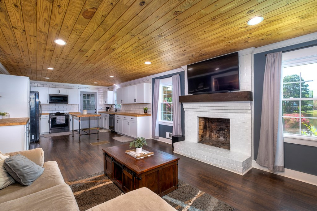 105 State Rd S-28-591 Camden, SC 29020 - Photo 13 of 70 Gallery Image 13
