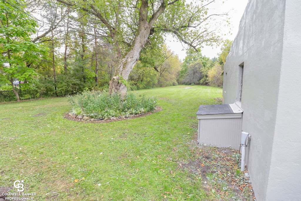 8563 Morris Road Goodells, MI 48027 - Photo 30 of 33