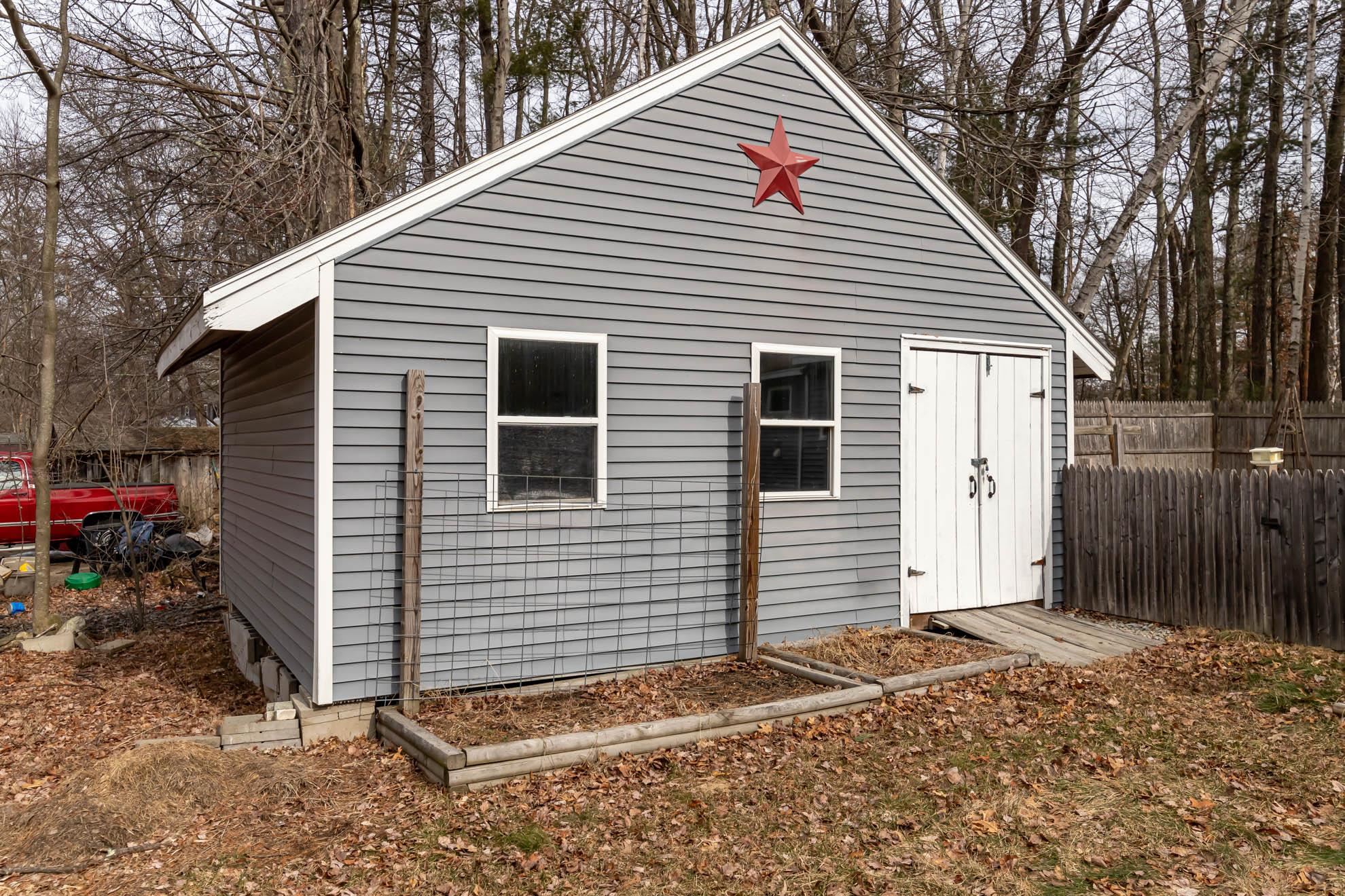 14 English Range Road Derry, NH 03038 - Photo 18 of 24