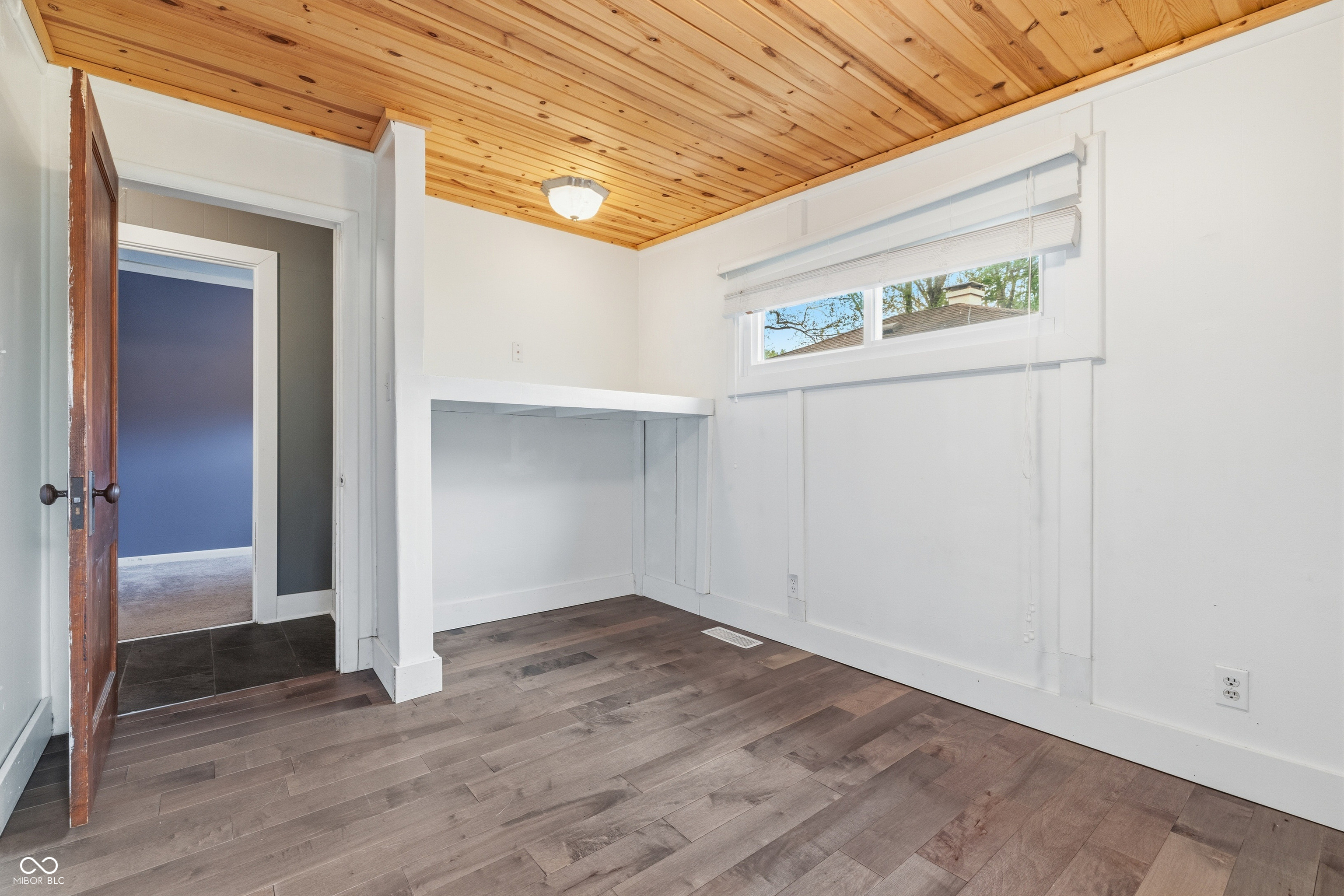 15581 Meith Street Fortville, IN 46040 - Photo 16 of 32