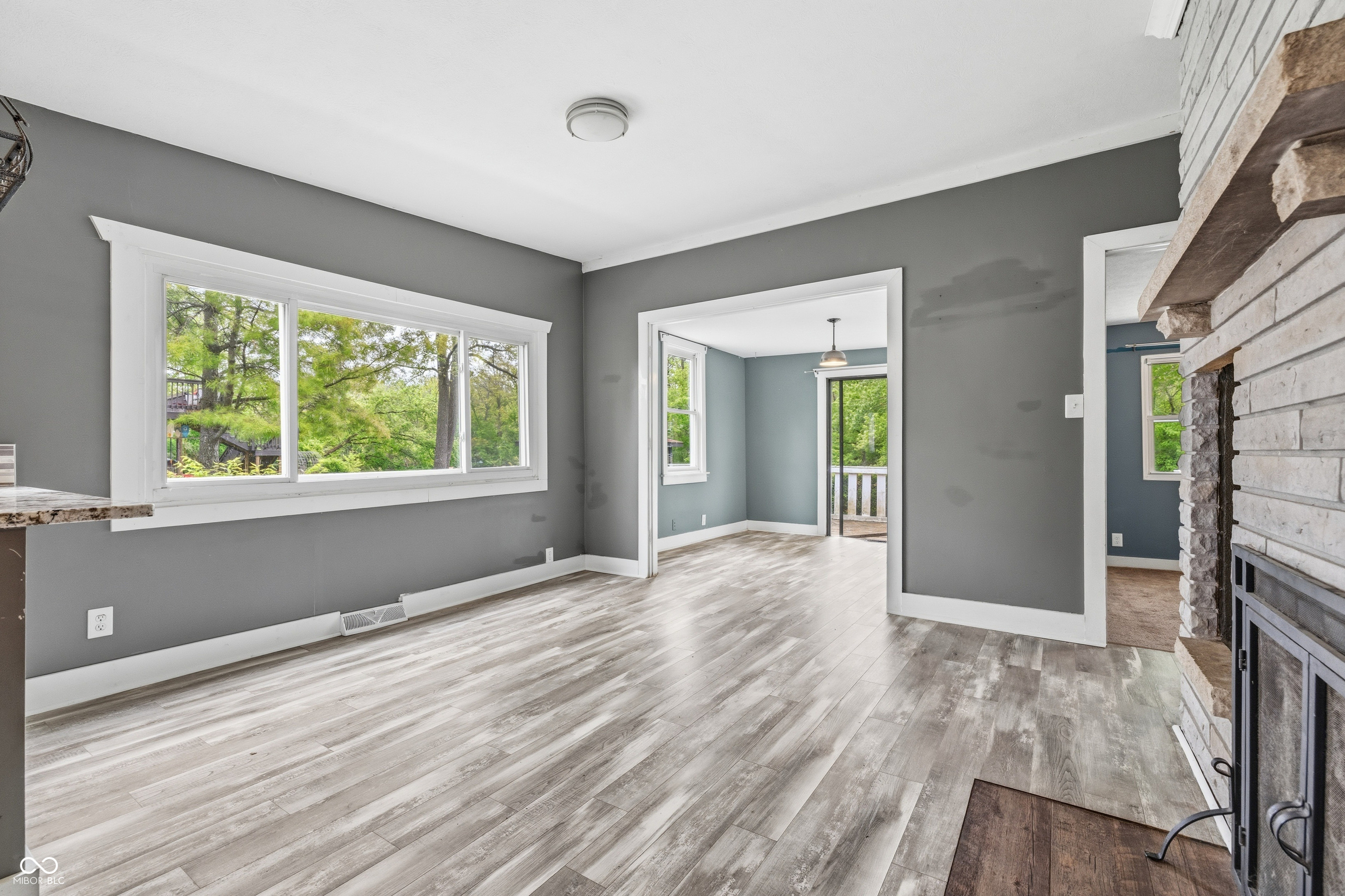 15581 Meith Street Fortville, IN 46040 - Photo 5 of 32