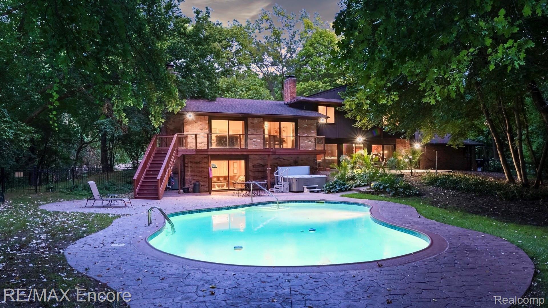 1177 Burnham Road Bloomfield Hills, MI 48304 - Photo 13 of 75 036_68.jpg