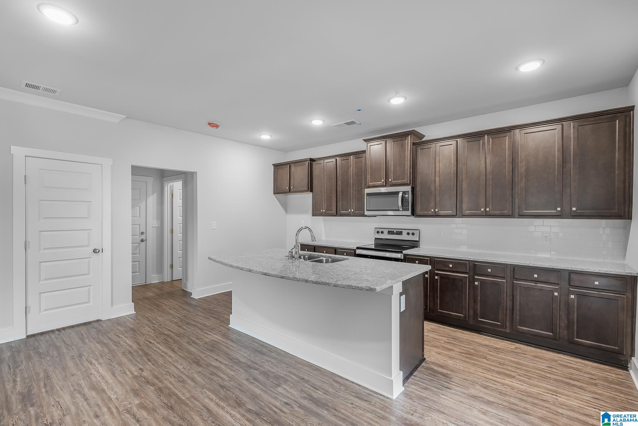 4205 Textile Lane Huntsville, AL 35805 - Photo 6 of 30