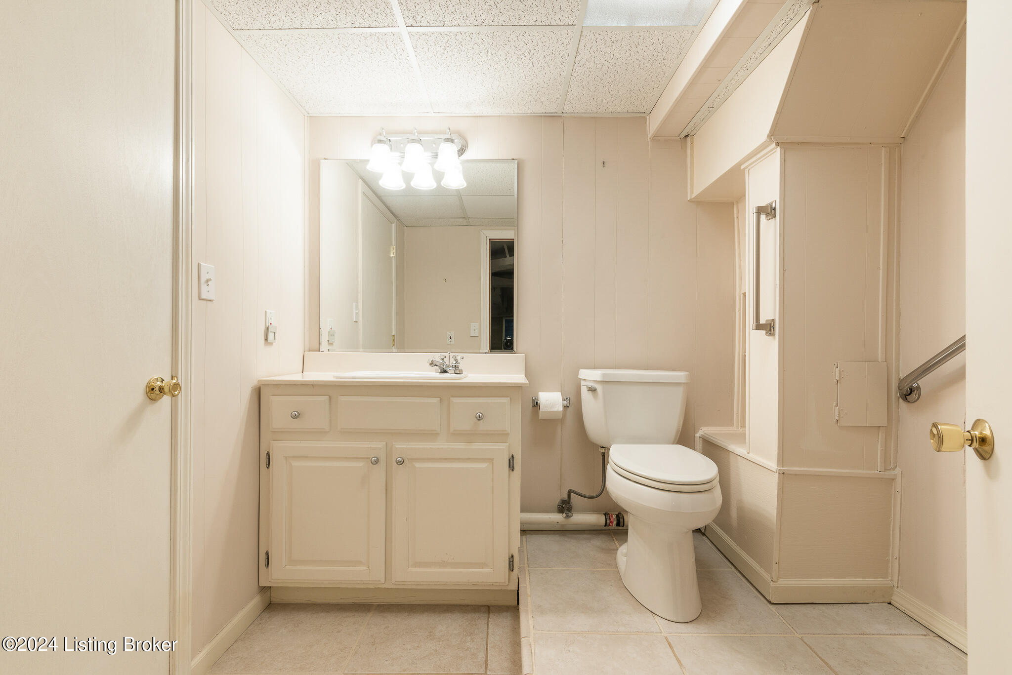 509 Brookview Road Louisville, KY 40207 - Photo 34 of 43 509 Brookview Rd-49