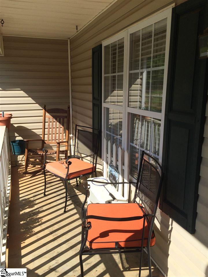 101 Old Timber Road Woodruff, SC 29388 - Photo 4 of 24 Gallery Image 4