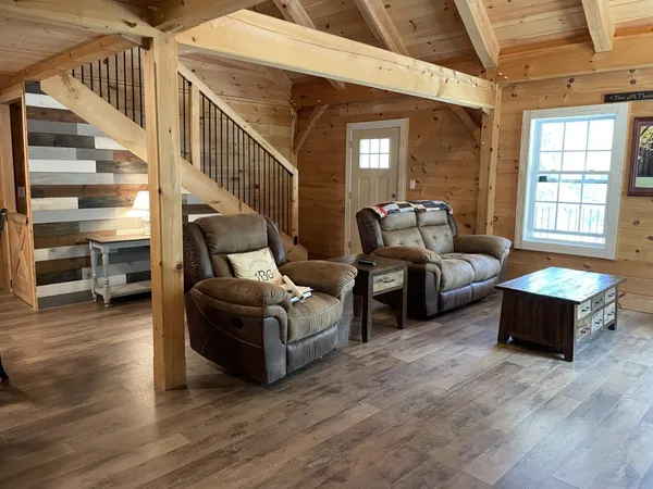 $650,000 | 168 Route 103 E, Warner, NH 03278