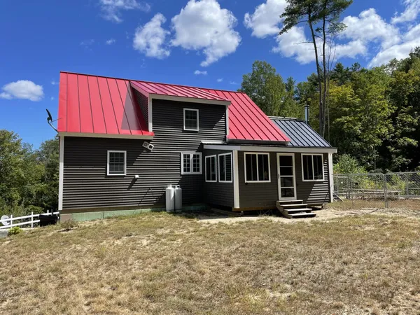 $650,000 | 168 Route 103 E, Warner, NH 03278