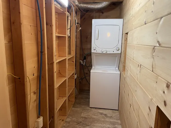 $650,000 | 168 Route 103 E, Warner, NH 03278