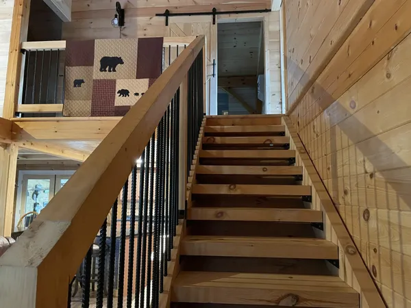 $650,000 | 168 Route 103 E, Warner, NH 03278