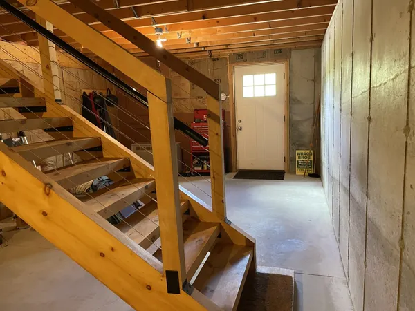 $650,000 | 168 Route 103 E, Warner, NH 03278