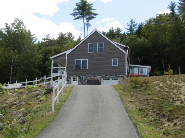 $650,000 | 168 Route 103 E, Warner, NH 03278