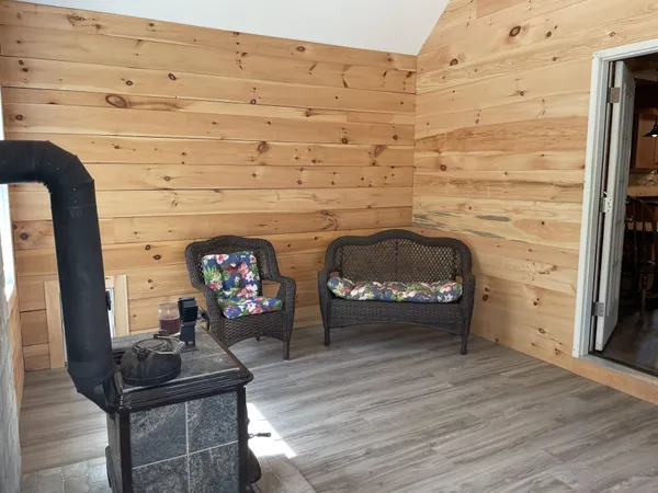 $650,000 | 168 Route 103 E, Warner, NH 03278