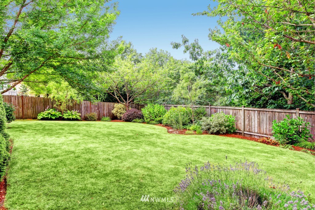 1707 Field Place Northeast Renton, WA 98059 - Photo 12 of 14