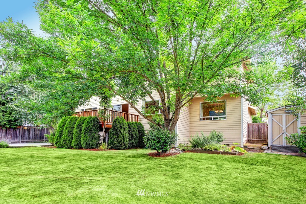 1707 Field Place Northeast Renton, WA 98059 - Photo 13 of 14