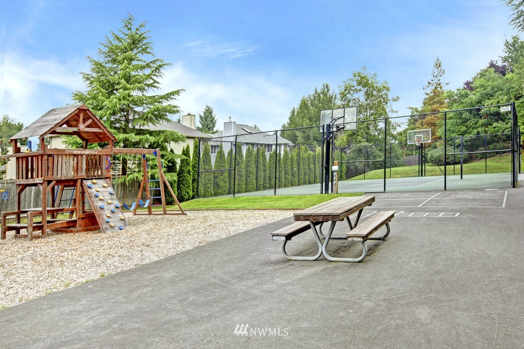 1707 Field Place Northeast Renton, WA 98059 - Photo 14 of 14