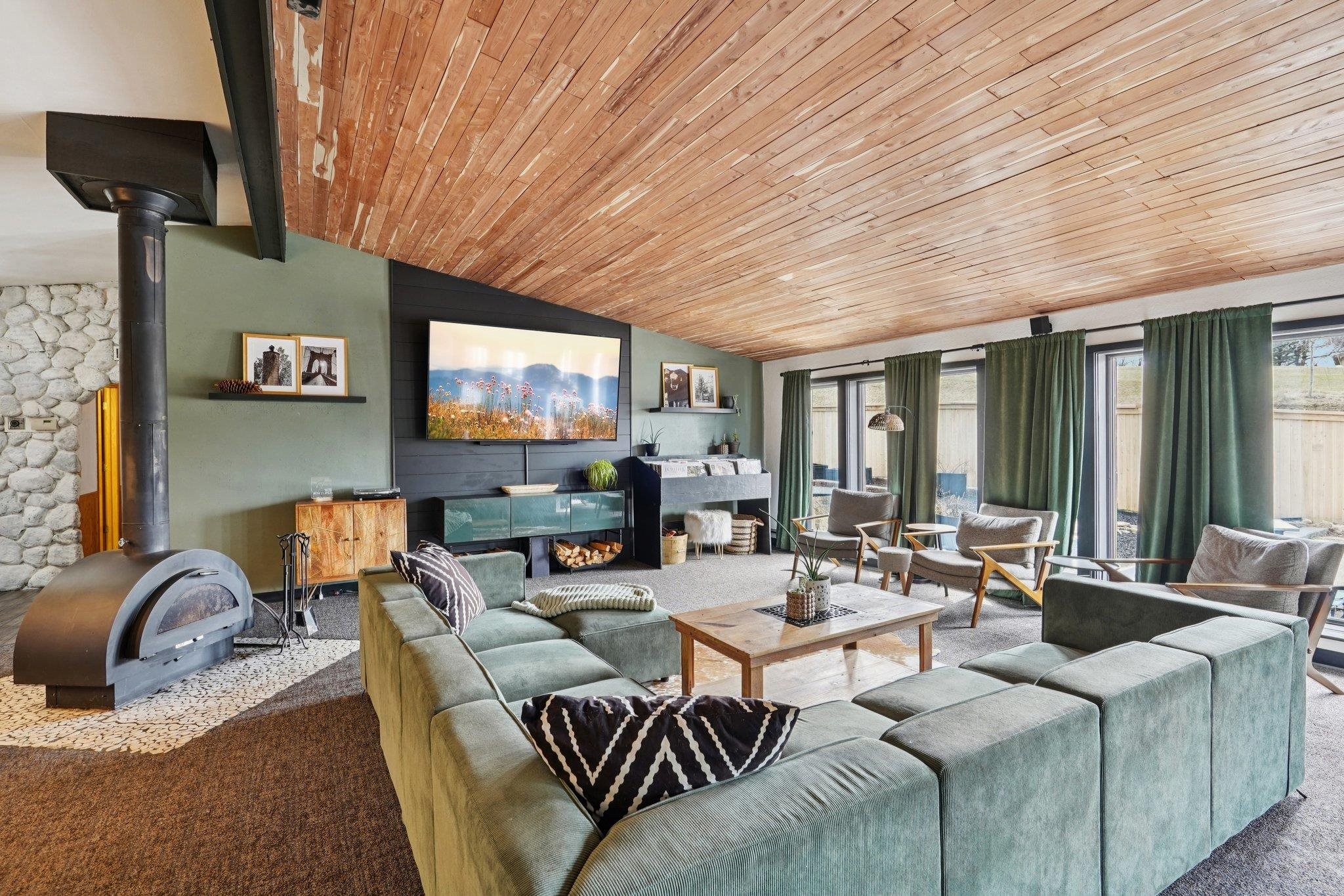 5438 Marie Road Oregon, WI 53575 - Photo 13 of 80